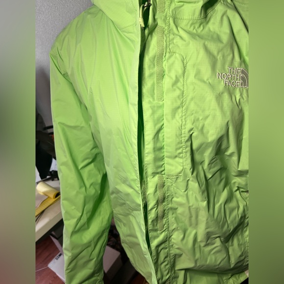 Mint North Face rain jacket - Picture 3 of 3